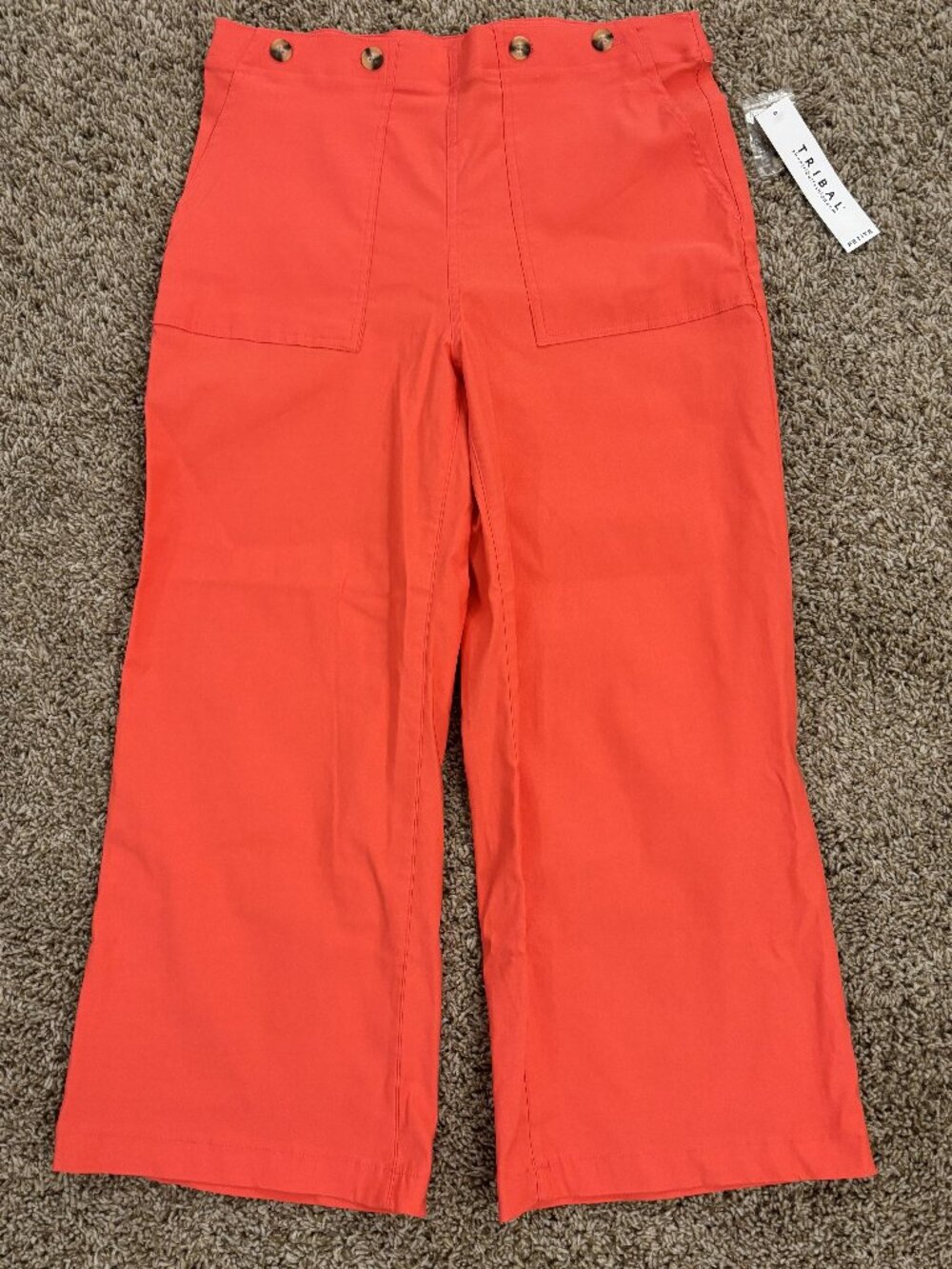Tribal Coral Fizz Petite Crop pants.  Stretch pull-on.  Size 6 Petite-NEW